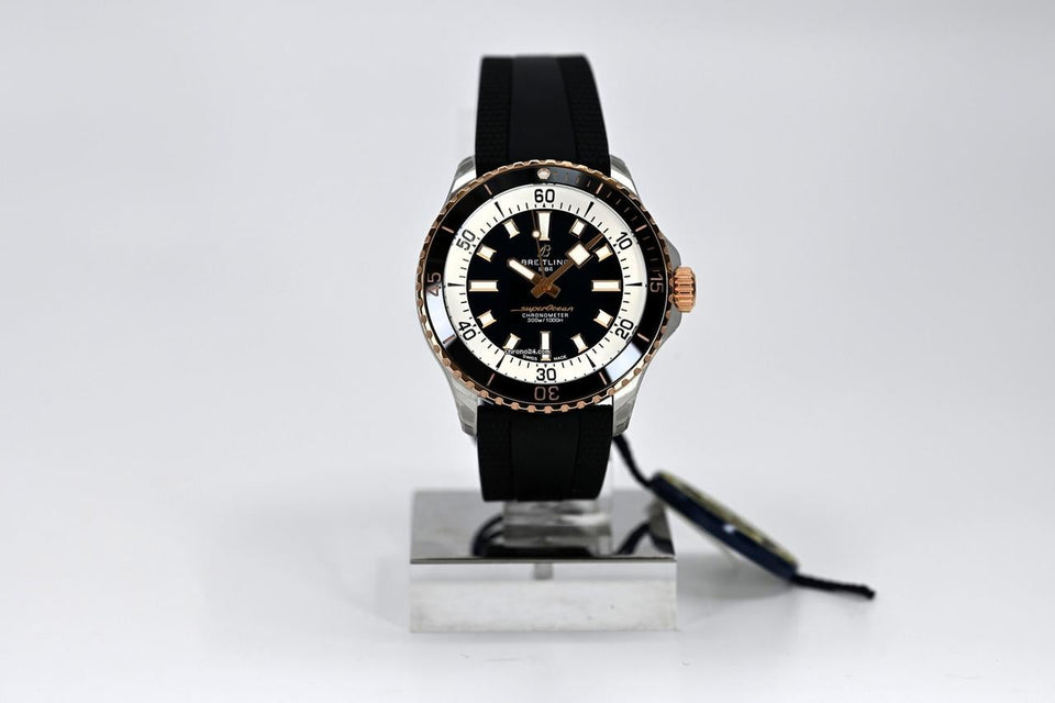 Breitling Superocean 42 Automatic Gold/Steel/Rubber Black Dial 42mm Full-Set & Brand New!