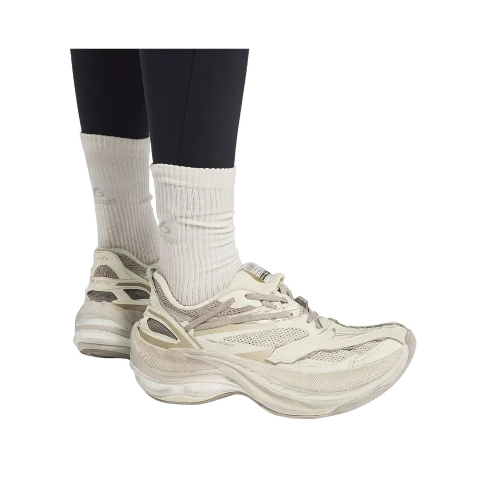Balenciaga Jet Sneaker In Eggshell