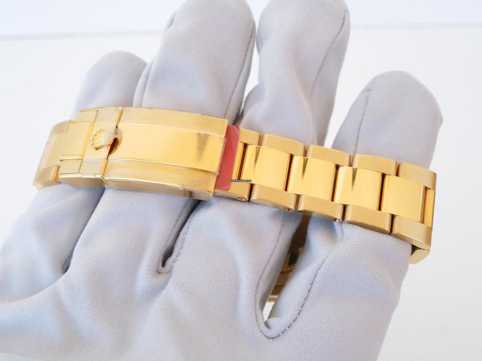 Rolex | GMT-Master II | 116718LN | Yellow gold | 40 mm | Yellow gold | Black | Automatic