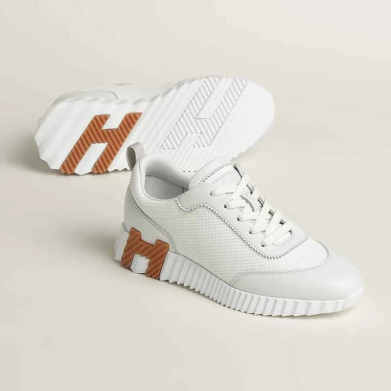 Bouncing sneaker