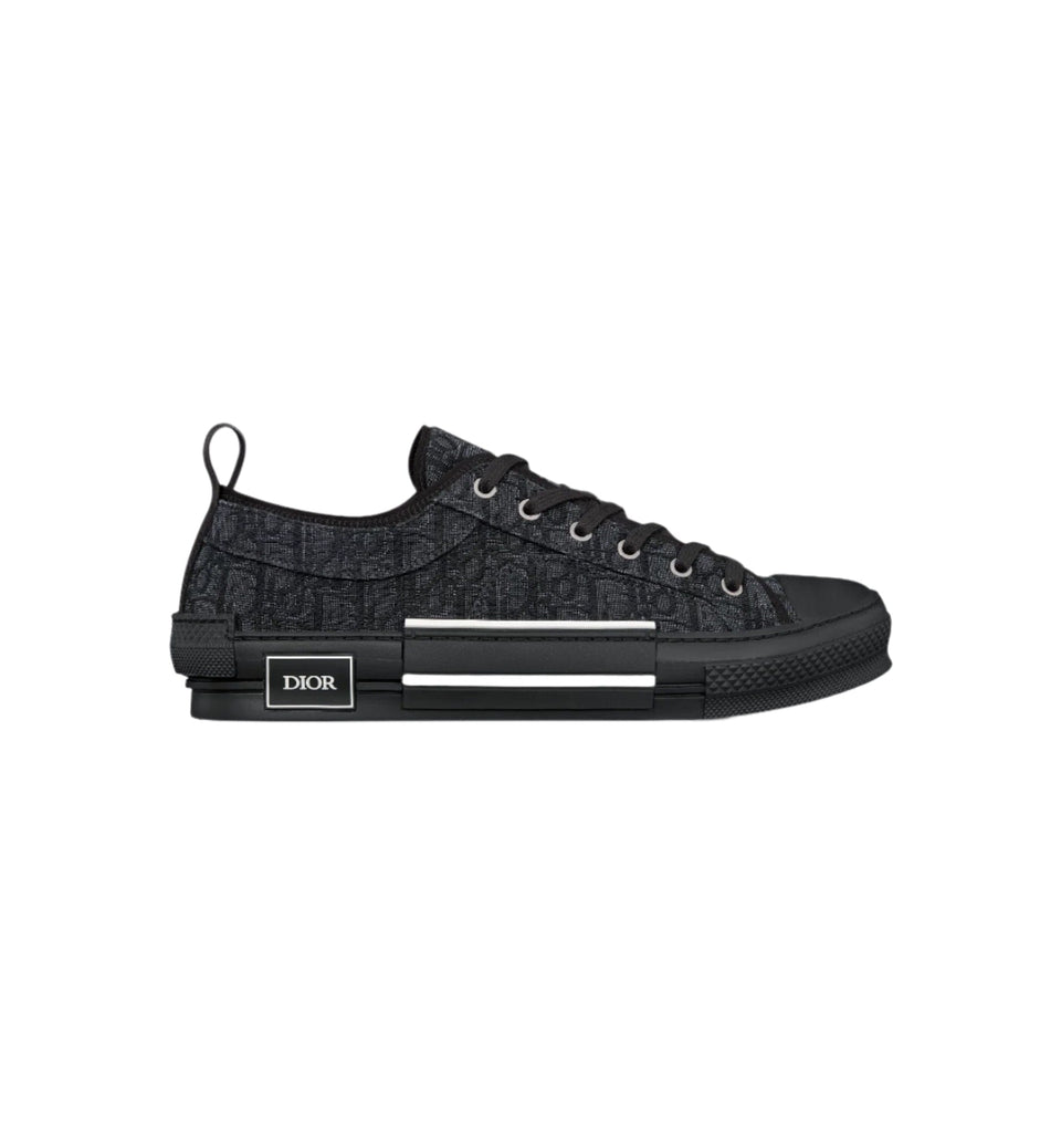 B23 League Low-Top Sneaker