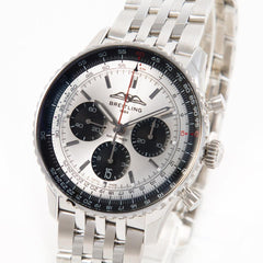 Breitling Navitimer