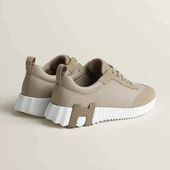 Bouncing sneaker