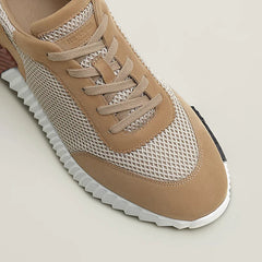 Bouncing sneaker