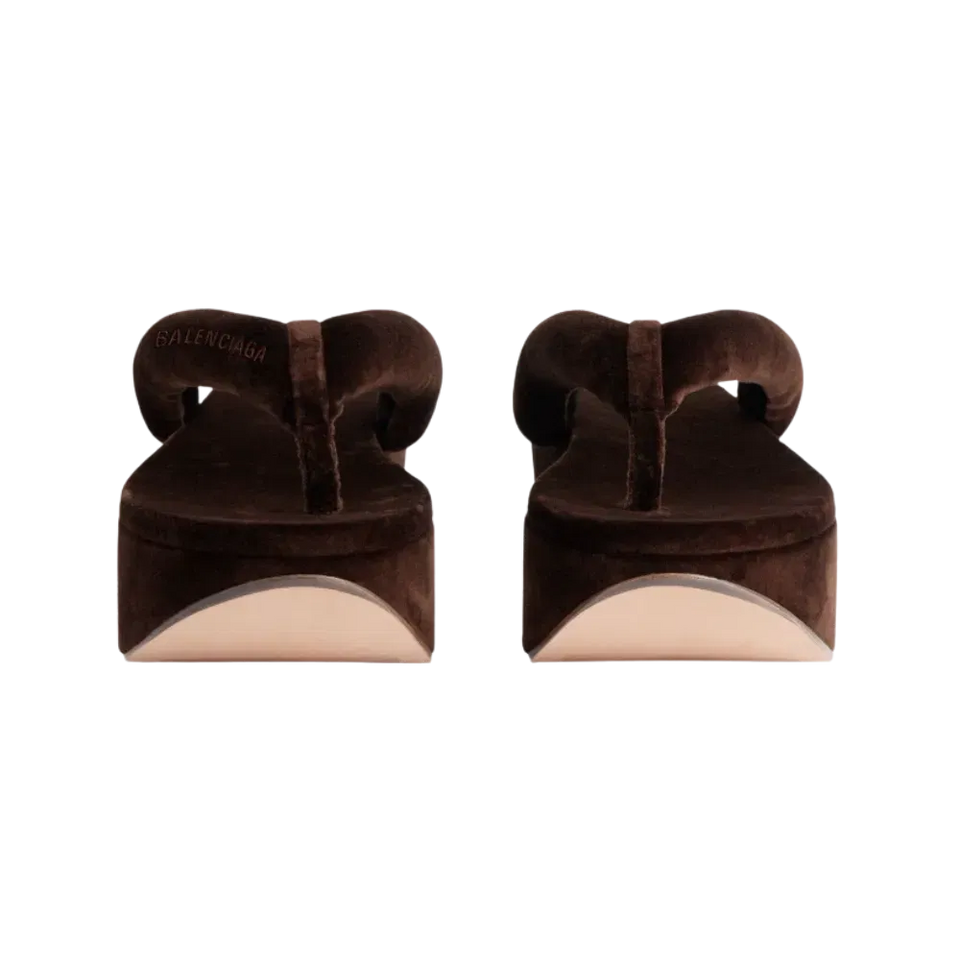 Balenciaga Gaeta Thong In Moka