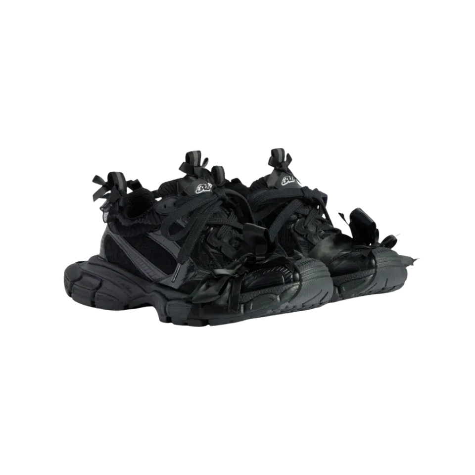 Balenciaga 3XL Lace Sneaker In Black