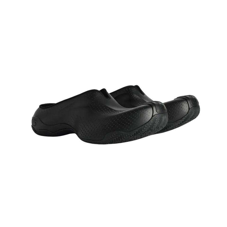 Balenciaga Basketball Mule Sneaker In Black