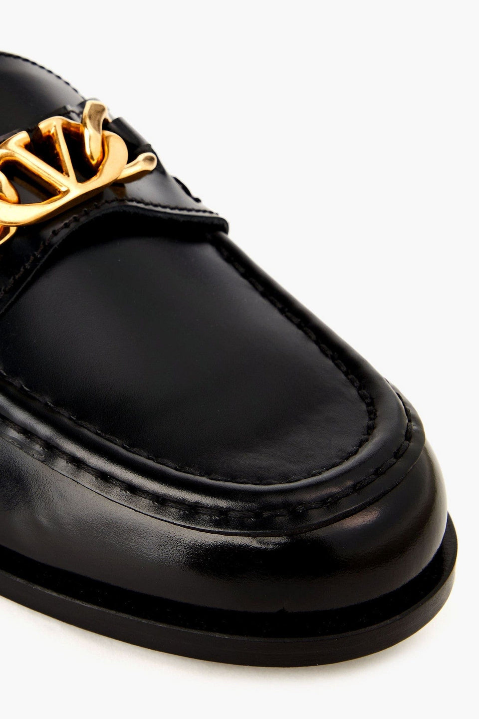 Valentino Garavani Vlogo Chain Leather Loafers Black Women's