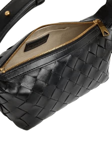 Wallace Town Pouch Shoulder Bag