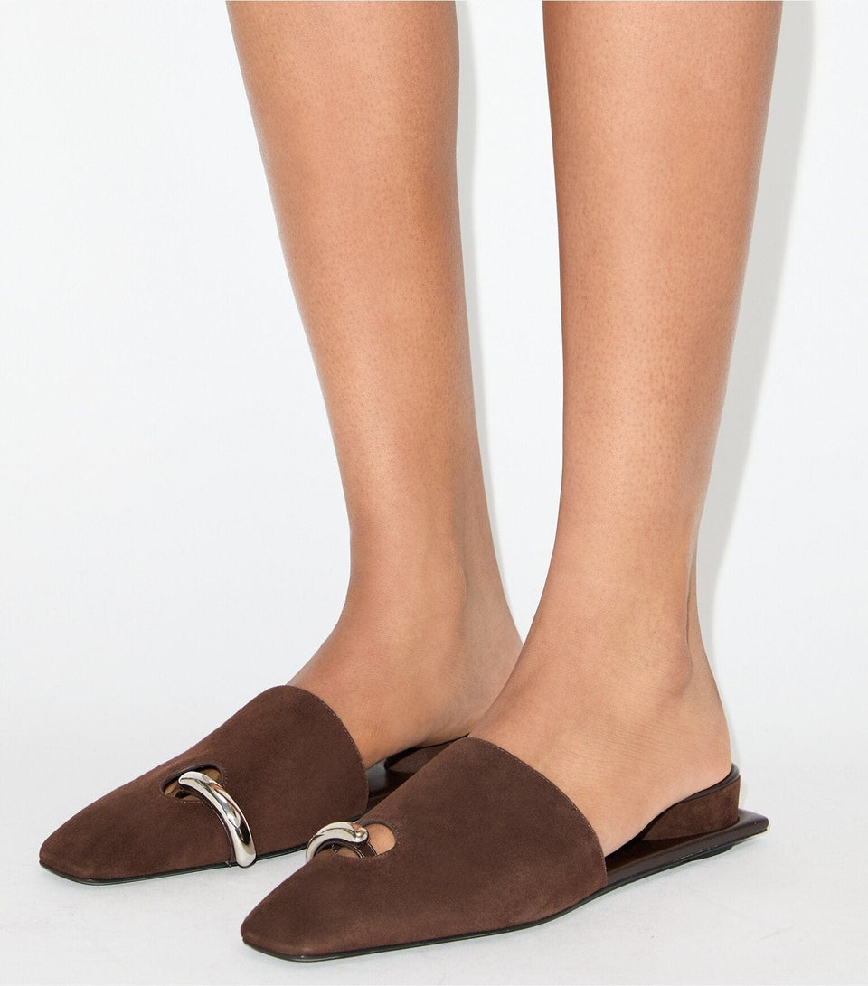 Pierced Mule — Part 1
