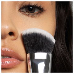 Triclone™ Skin Tech Foundation Brush