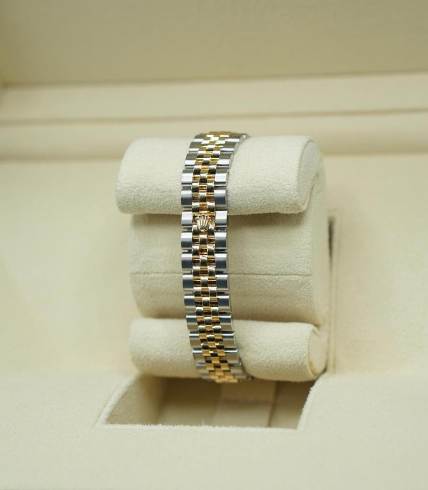 Rolex | Datejust | 279173 | Gold/Steel | 28 mm | Gold/Steel | Silver | Automatic