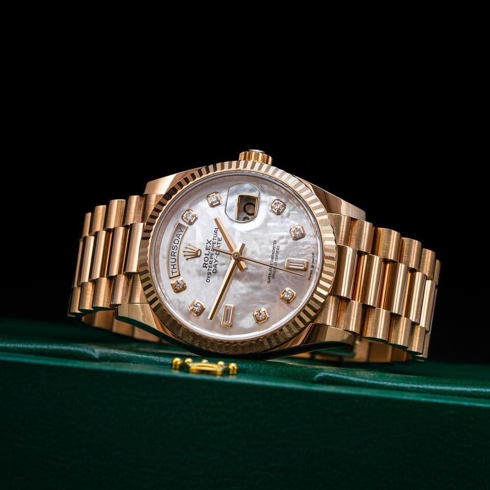Rolex | Day-Date | 128235 | Rose gold | 36 x 43 mm | Rose gold | Mother of pearl | Automatic