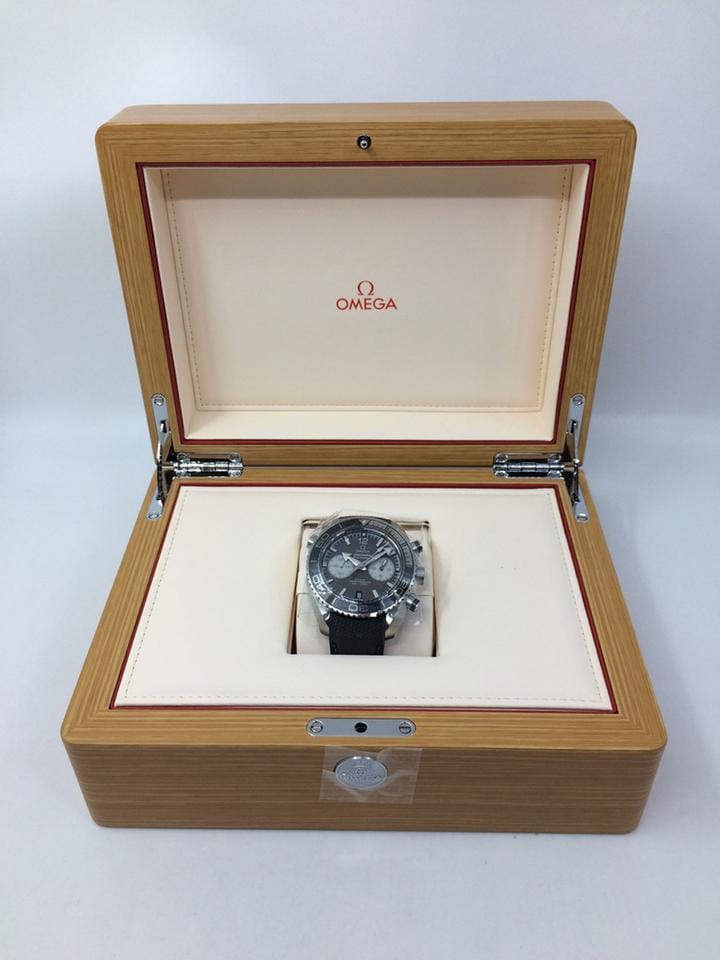 Omega Seamaster Planet Ocean Chronograph600m 45.5 mm otomatik saat 215.32.46.51.01.004