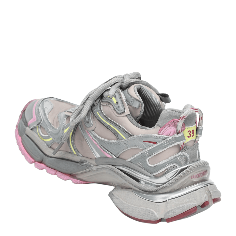 Sports Shoes Runner 2