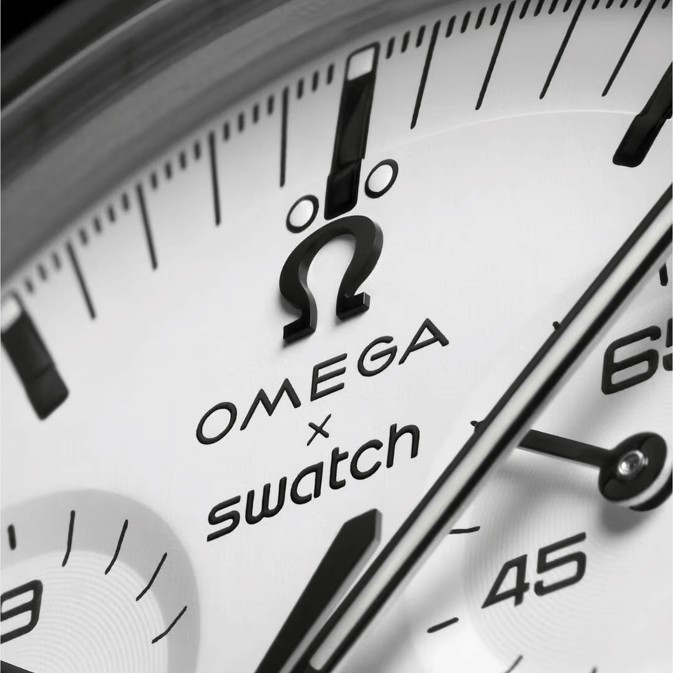 Omega X Swatch Bioceramic Moonswatch 1965