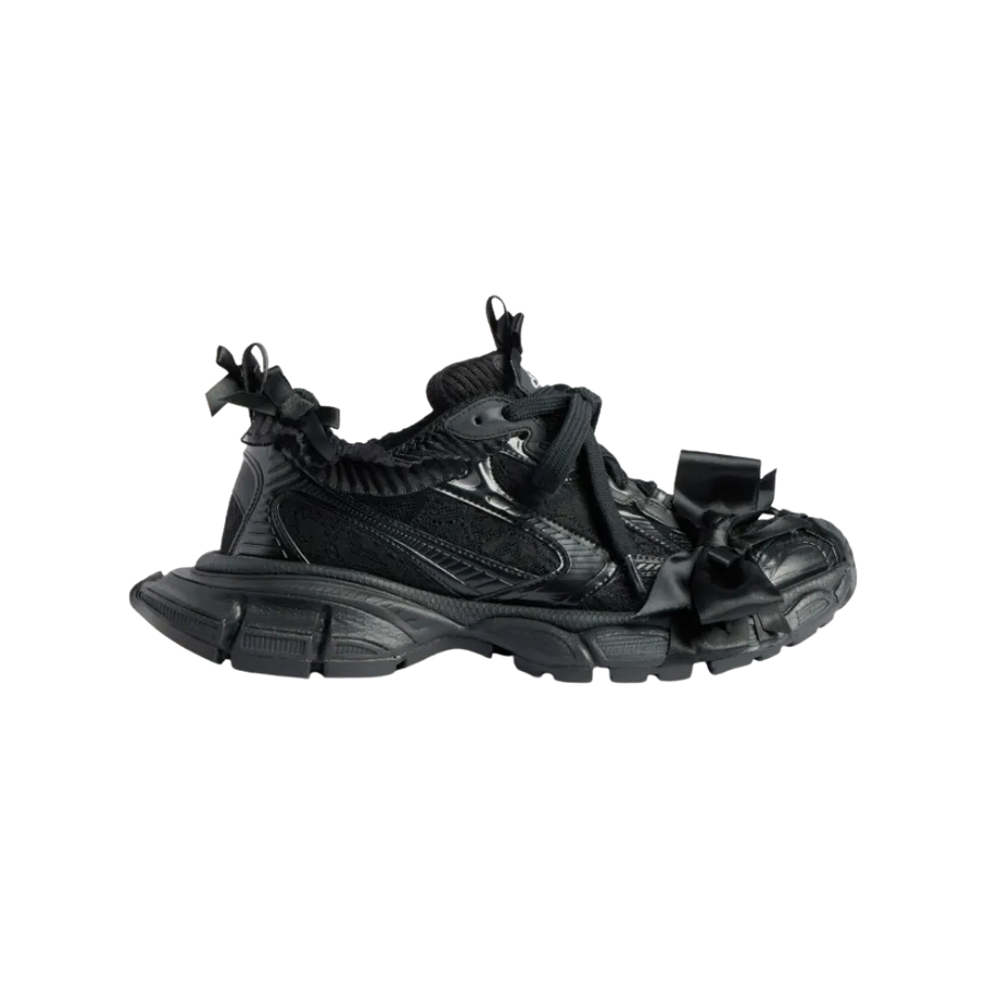 Balenciaga 3XL Lace Sneaker In Black