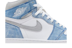 Air Jordan 1 Retro High OG Hyper Royal