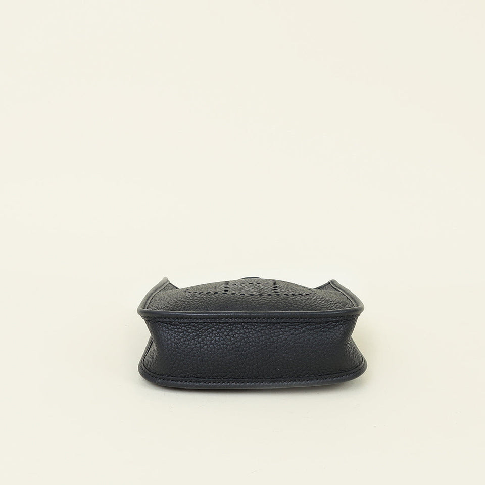 Hermes Noir Evelyne 16 TPM Bag