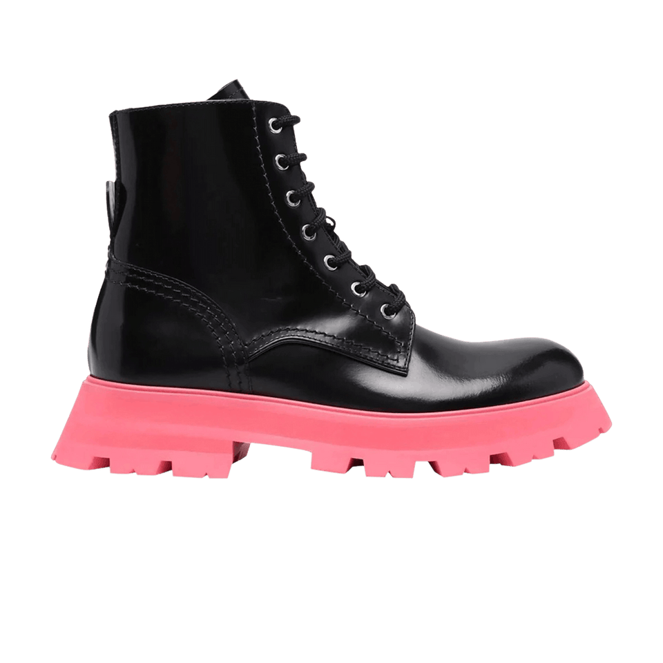 Alexander McQueen Wmns Tread Slick Boot 'Black Pink'