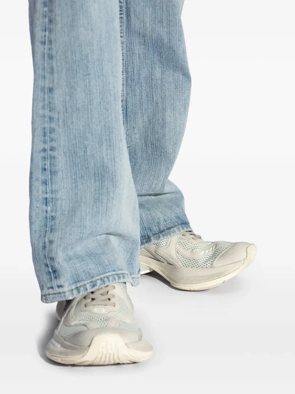 Circuit sneakers