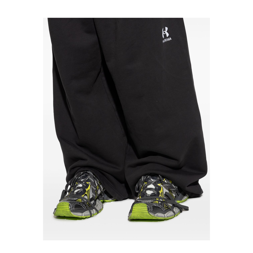 3XL Trainers in White Grey Green Yellow
