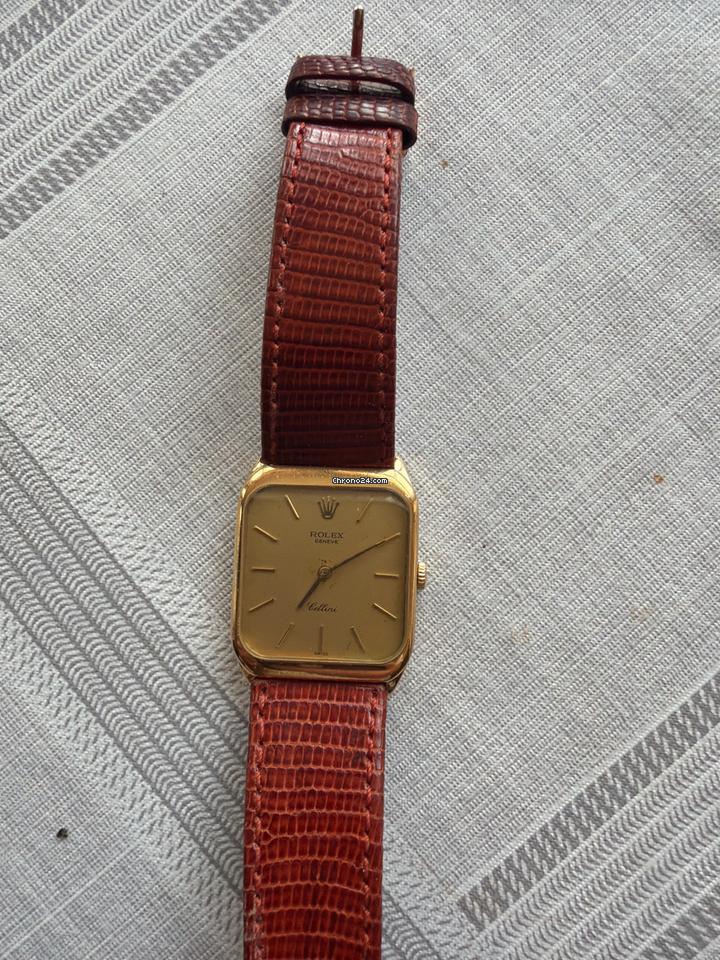 Rolex | Cellini | 3807 | Yellow gold | 26 mm | Leather | Grey | Manual winding
