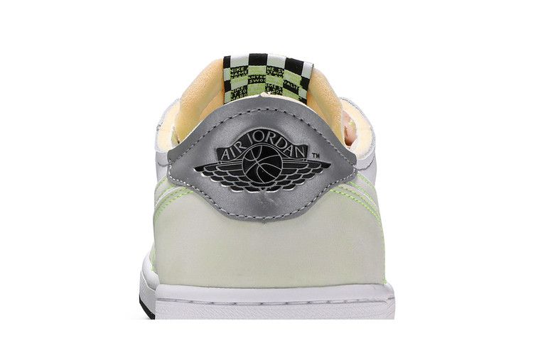 Air Jordan 1 Low OG Ghost Green