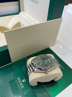 Rolex | Day-Date | 228239 | White gold | 40 mm | White gold | Green | Automatic