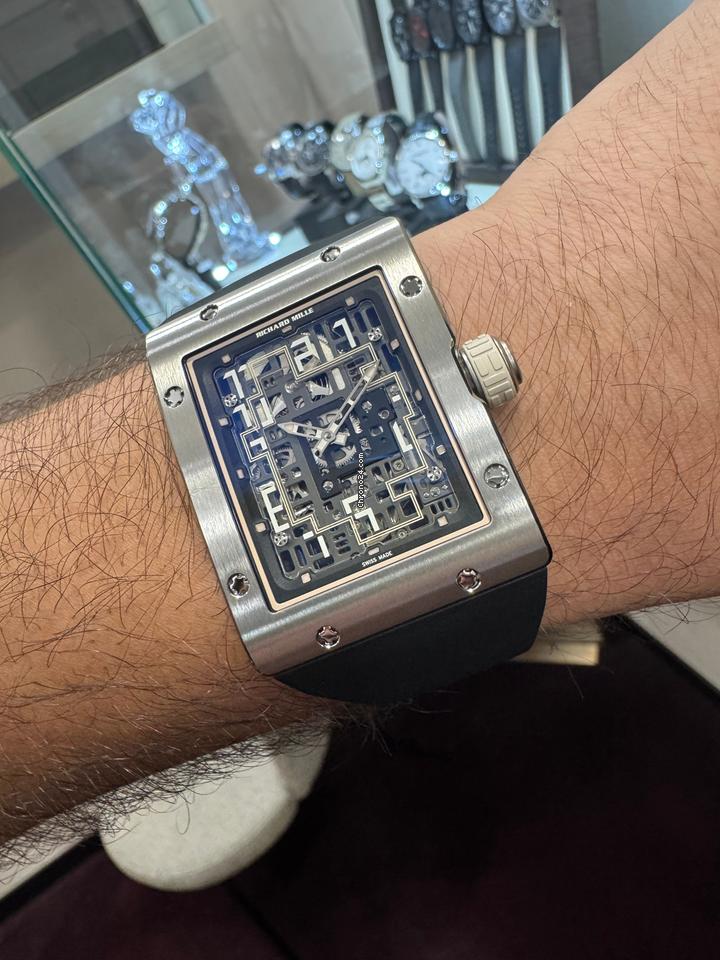 Richard Mille RM 01616-02 Automatique Extra Flat 2025 Full set Jamais portée