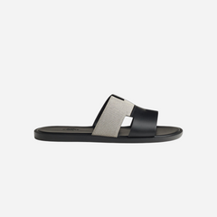 Hermes Izmir Sandal Prunoir / Noir