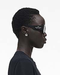 Marc Jacobs Marc Jacobs The Square Cat Eye Sunglasses Black Black