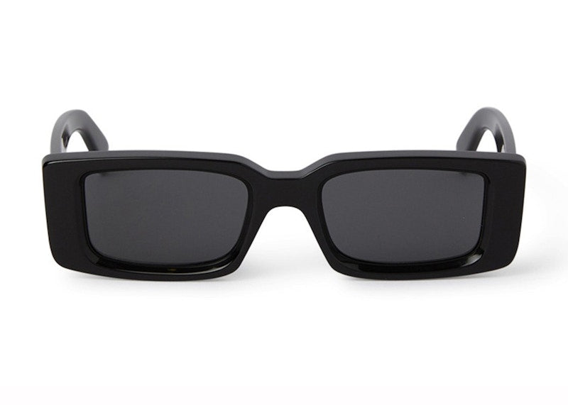 OFF-WHITE Arthur Rectangle Sunglasses Black/Dark Grey (OERI127S24PLA0011007-FR)
