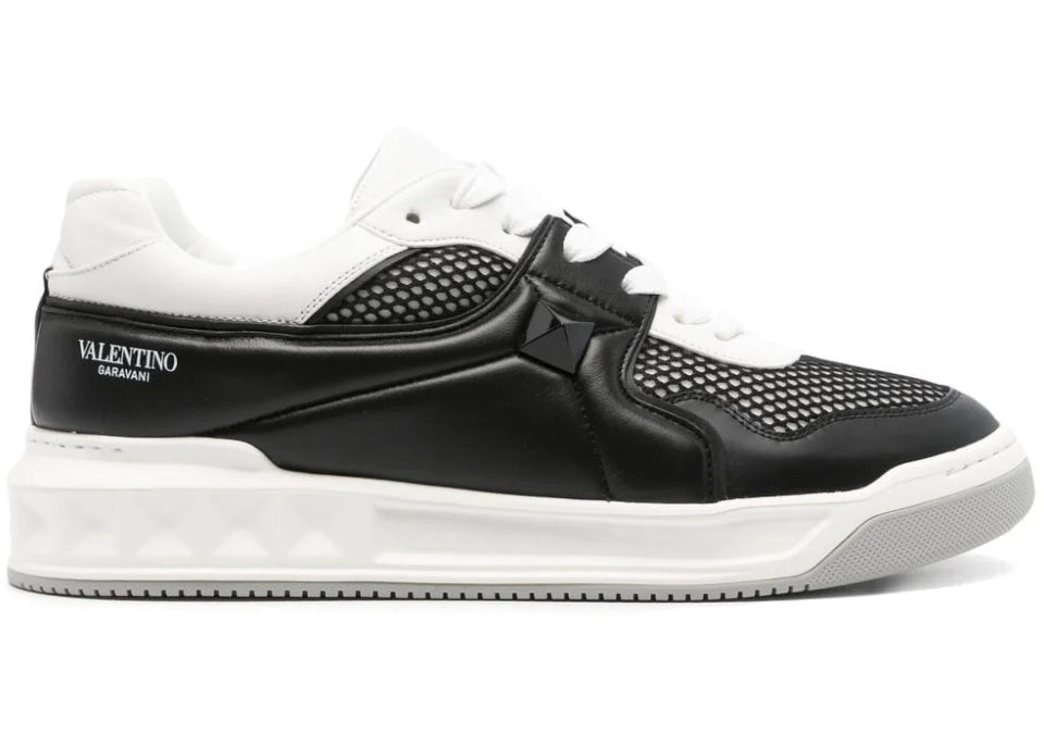 Valentino One Stud Low-Top Black White