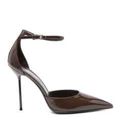 With Heel