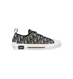 B23 League Low-Top Sneaker