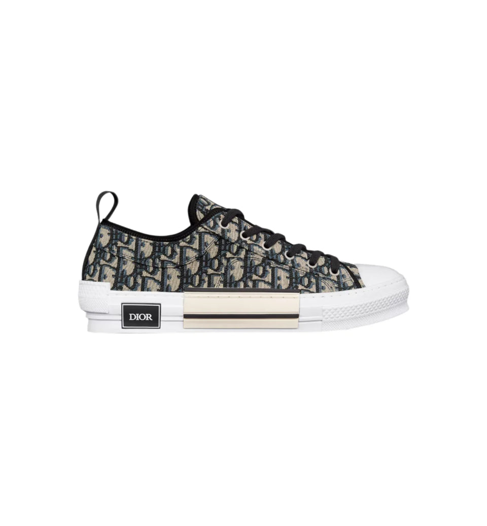 B23 League Low-Top Sneaker