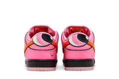 Nike SB Dunk Low Pro x Powerpuff Girls Blossom