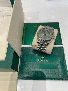 Rolex | Day-Date | 228239 | White gold | 40 mm | White gold | Green | Automatic