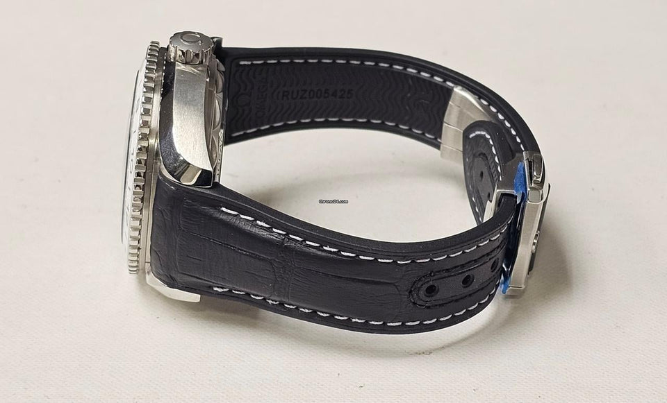 Omega Seamaster Planet Ocean GMT Steel 44 MM - 'Oreo Edition' Black/White Bezel-Box & Papers 2026