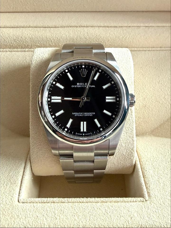 Rolex | Oyster Perpetual | 124300 | Steel | 41 mm | Steel | Black | Automatic
