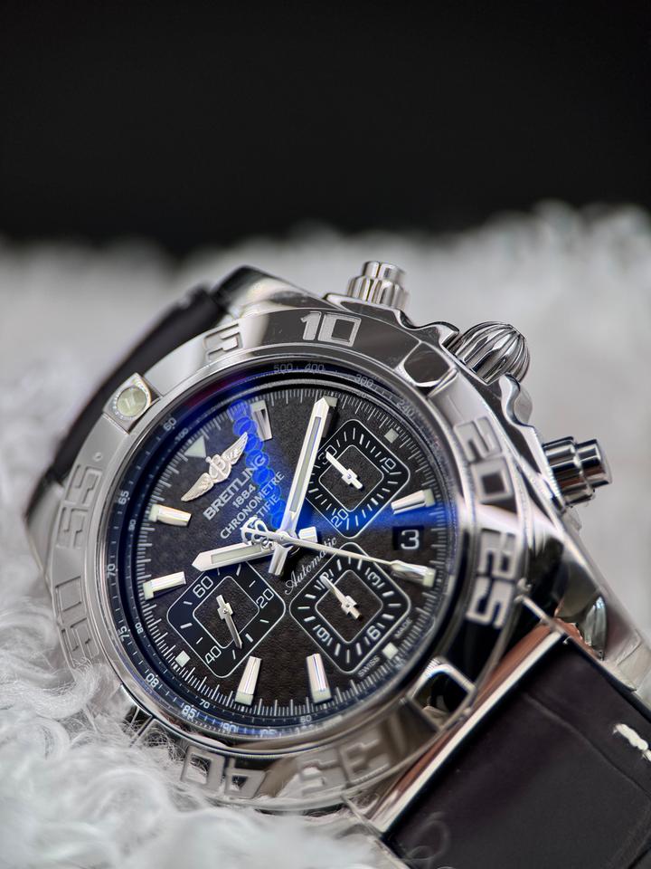 Breitling Chronomat 44 Carbon Fiber Dial ( Full stickers - Below MSRP)