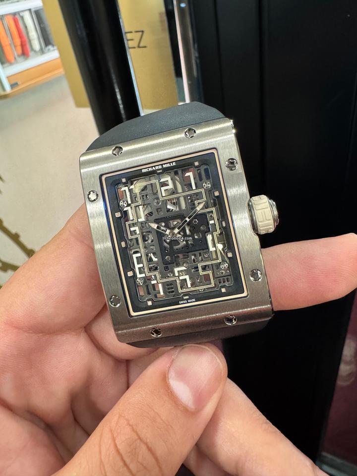 Richard Mille RM 01616-02 Automatique Extra Flat 2025 Full set Jamais portée